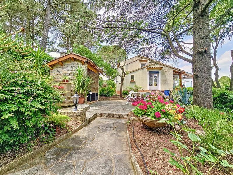 Maison - 182 m² - 5 pièces