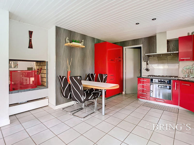 Maison - 162 m² - 6 pièces