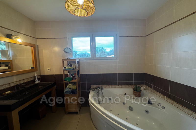 Villa - 140 m² - 5 pièces