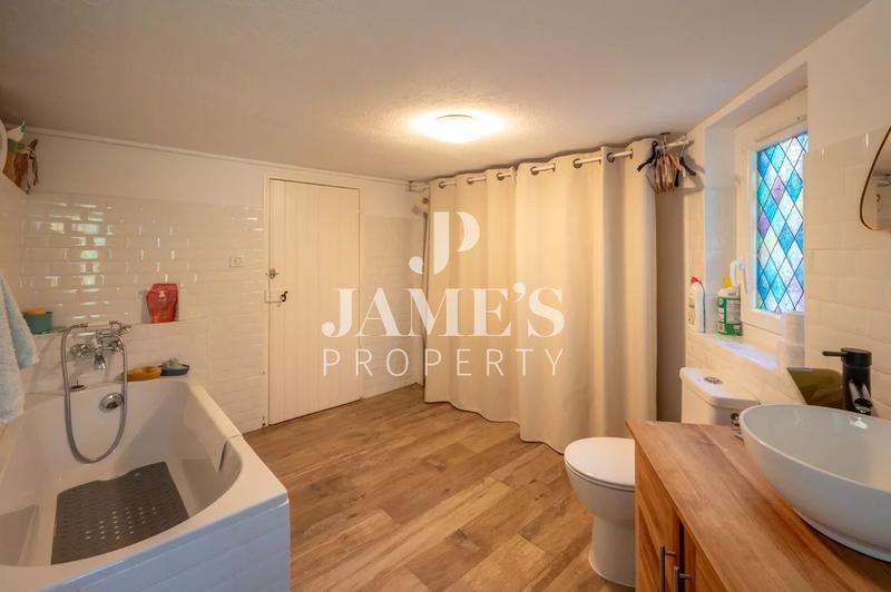 Maison - 110 m² - 4 pièces