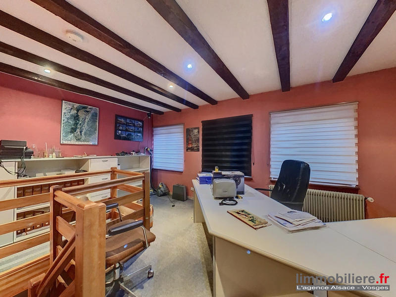 Maison traditionnelle - 140 m² - 7 pièces