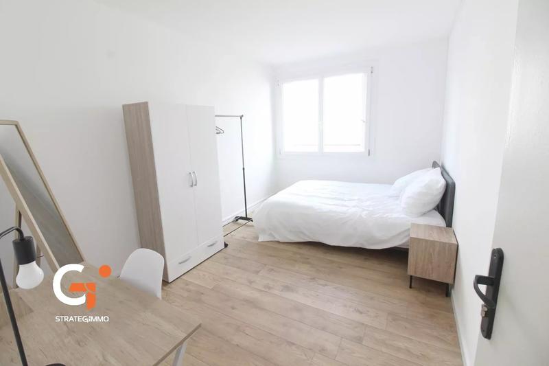 Appartement - 11 m² - 5 pièces