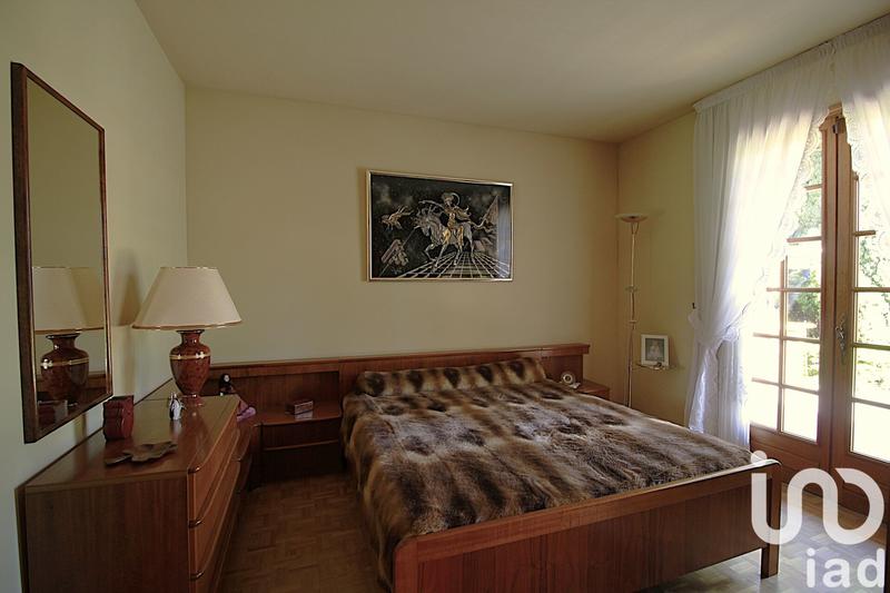 Maison - 185 m² - 7 pièces