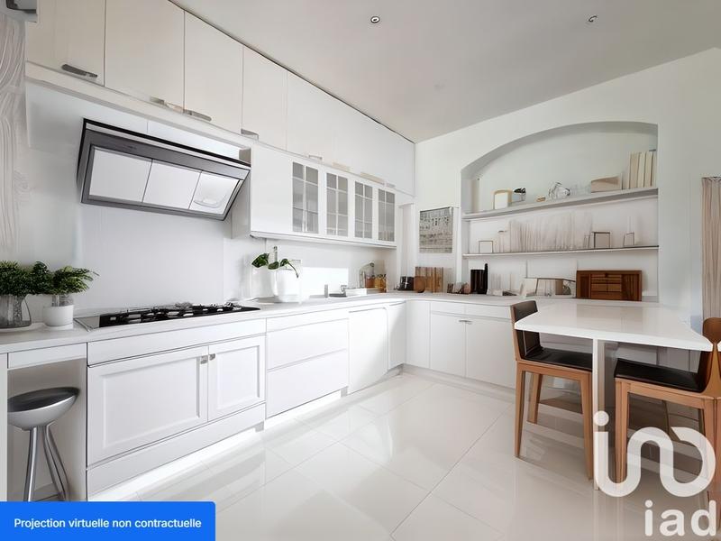 Maison - 215 m² - 8 pièces