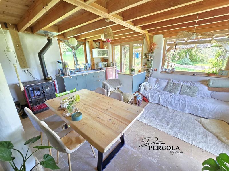 Maison - 85 m² - 4 pièces