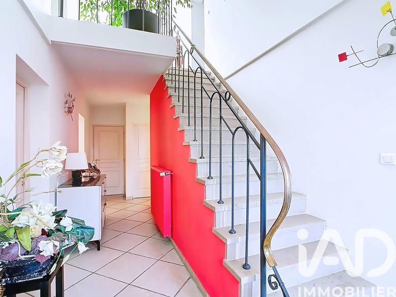 Maison - 179 m² - 8 pièces