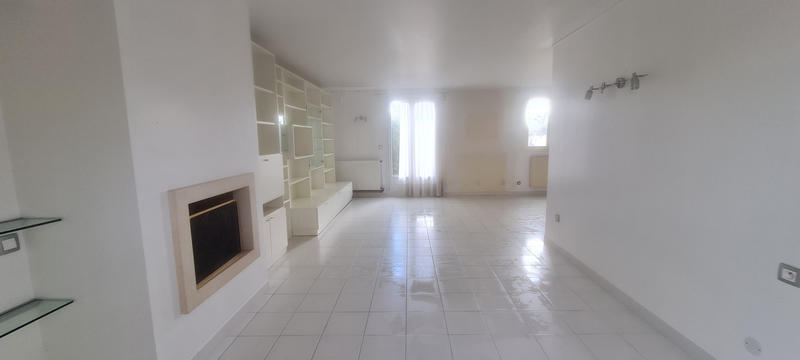 Maison - 155 m² - 6 pièces