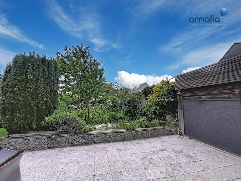 Maison - 204 m² - 7 pièces