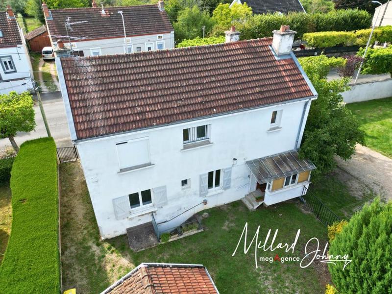 Immeuble - 101 m² - 5 pièces