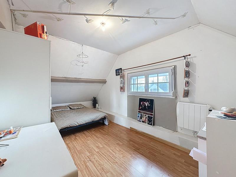 Maison - 240 m² - 9 pièces