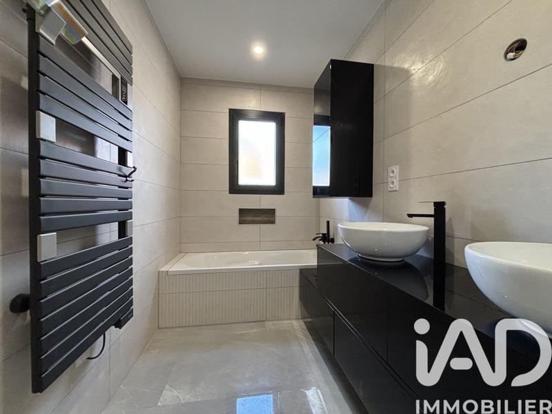 Maison - 131 m² - 5 pièces