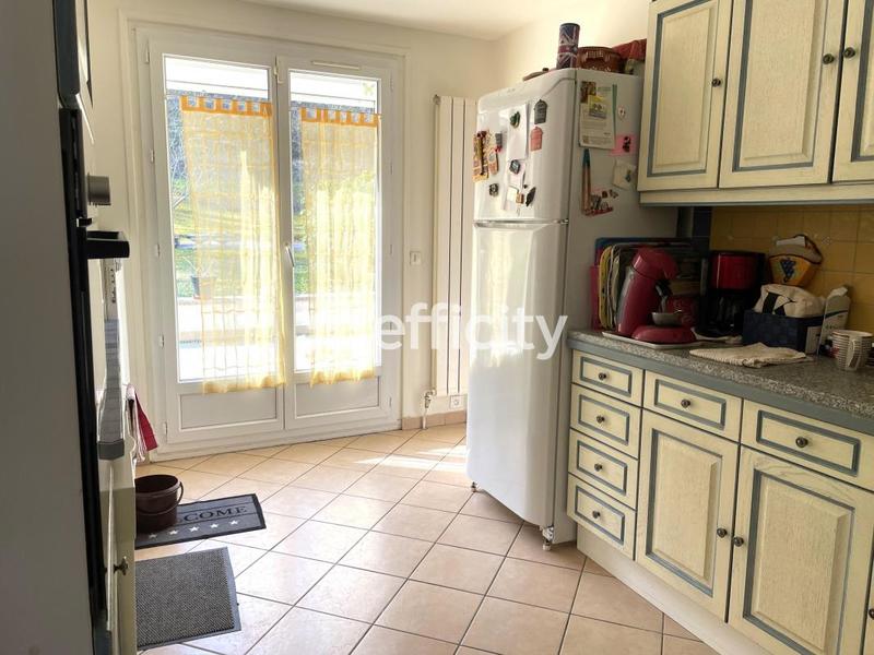 Maison - 110 m² - 6 pièces