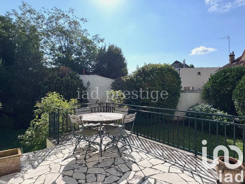 Maison de maîtres - 180 m² - 7 pièces