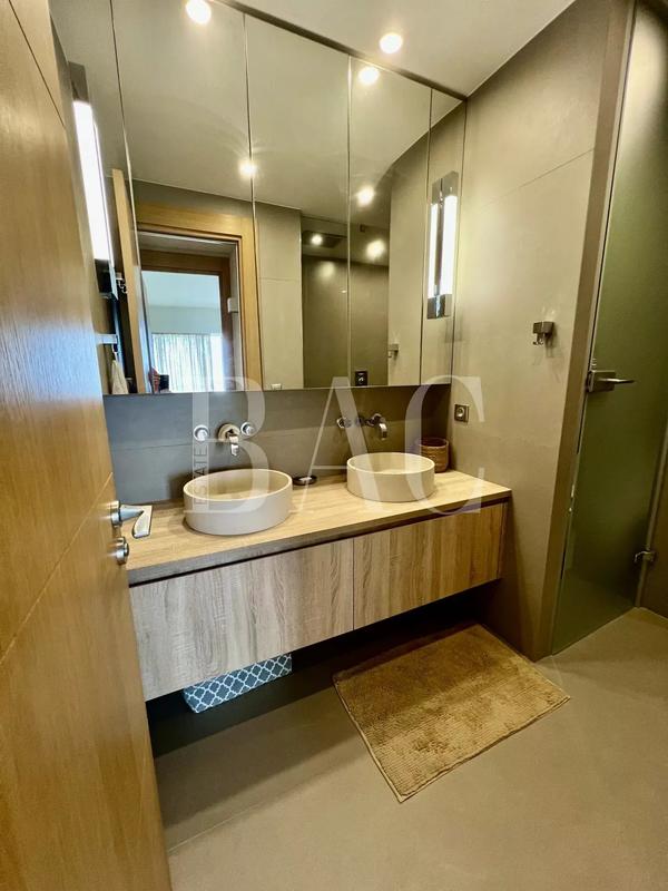 Appartement - 105 m² - 4 pièces