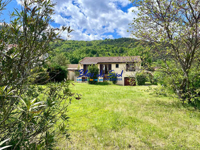 Maison - 88 m² - 6 pièces