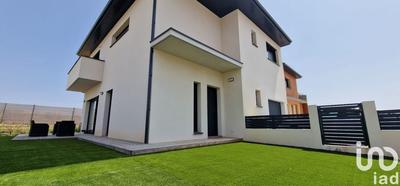 Maison - 140 m² - 5 pièces