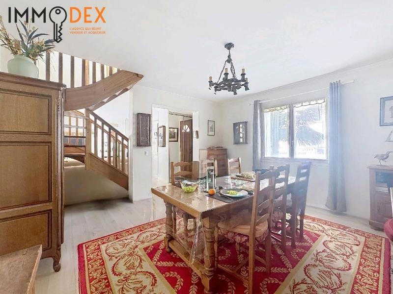 Maison - 120 m² - 5 pièces