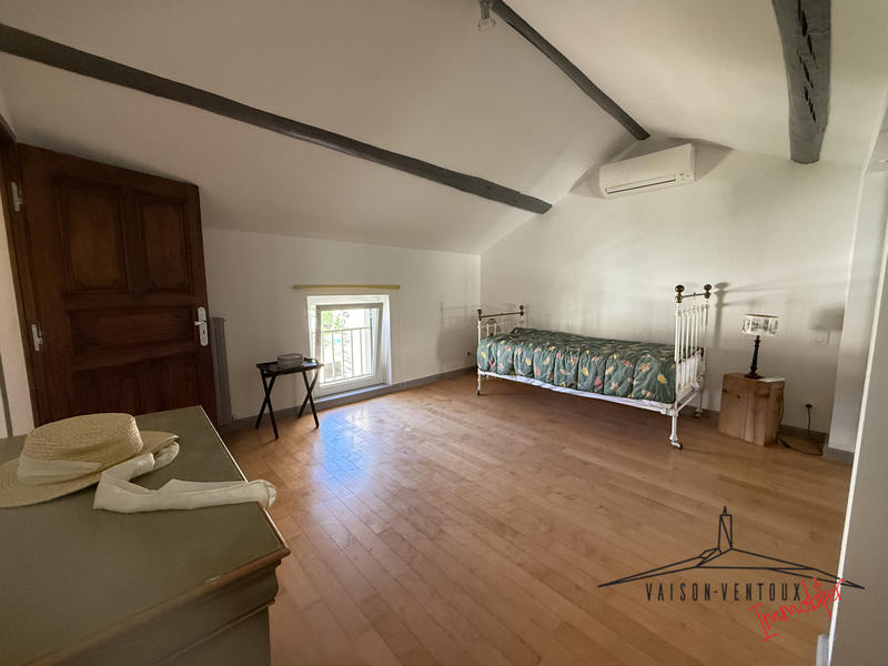 Maison - 336 m² - 12 pièces