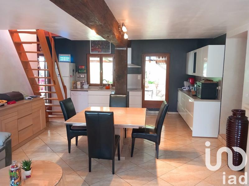 Maison de village - 160 m² - 10 pièces