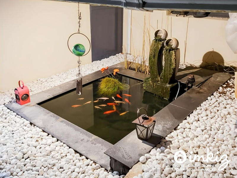 Maison - 307 m² - 15 pièces