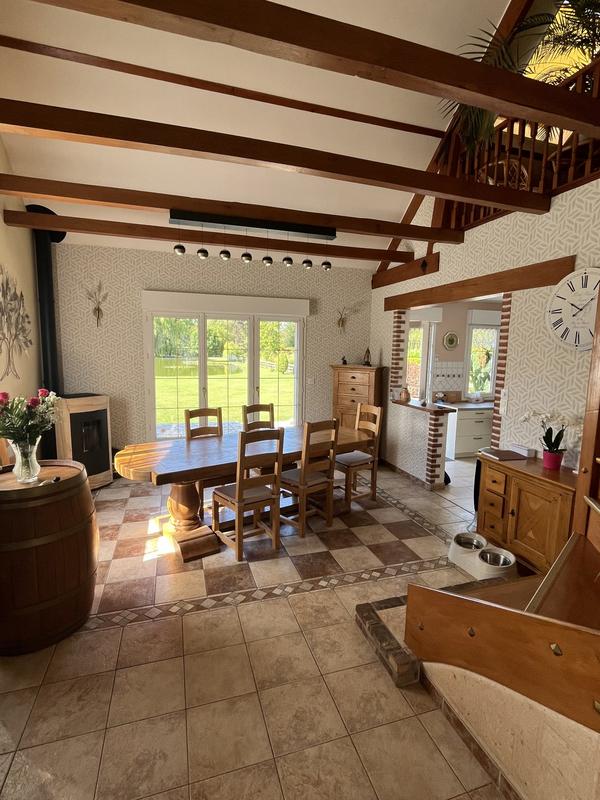 Maison traditionnelle - 160 m² - 5 pièces