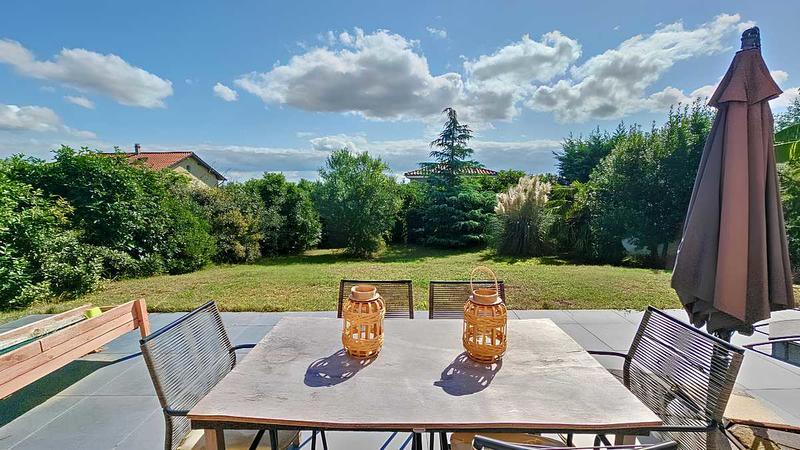 Maison - 147 m² - 7 pièces