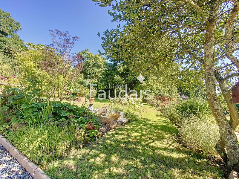 Maison - 151 m² - 6 pièces