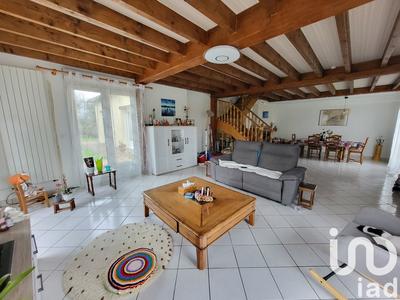 Maison - 276 m² - 8 pièces