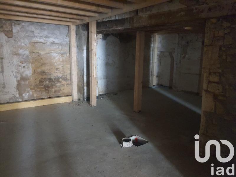 Maison - 300 m² - 5 pièces