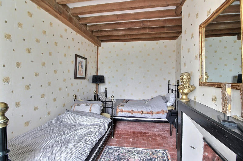 Demeure - 184 m² - 7 pièces