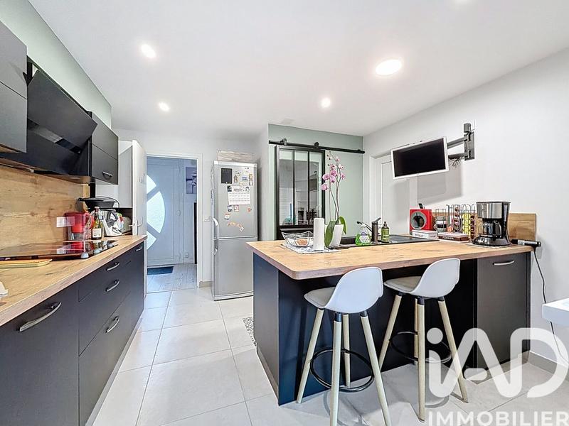 Maison - 92 m² - 5 pièces