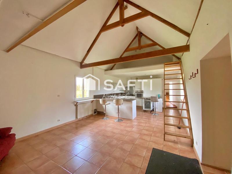 Propriété - 211 m² - 9 pièces