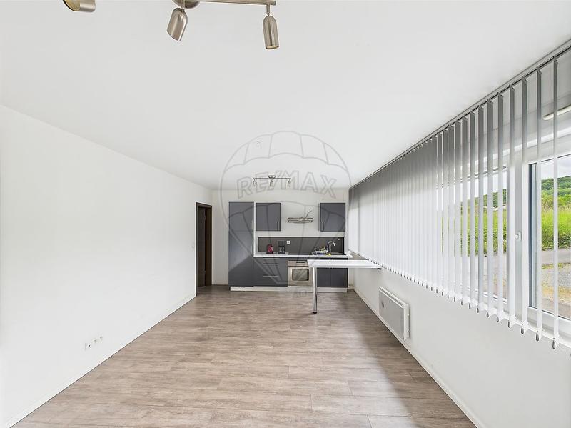 Local commercial - 1 260 m² - 10 pièces