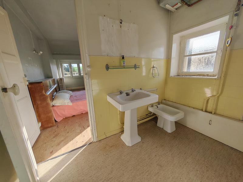 Villa - 240 m² - 9 pièces