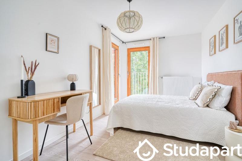 Chambre - 9 m² - 1 pièce