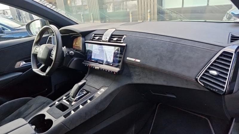 Ds Ds 7 Crossback Puretech 180 Eat8 Performance Line