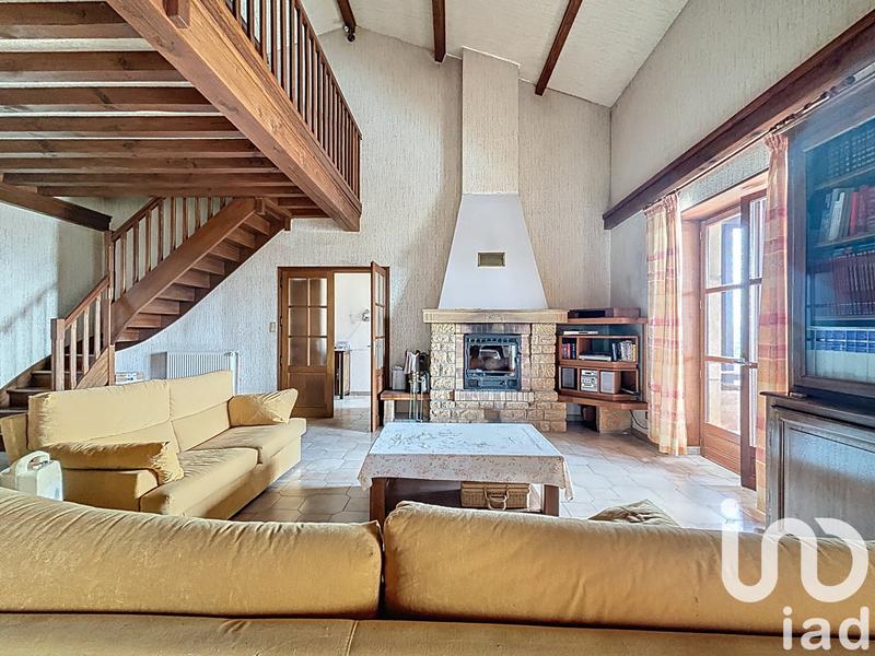 Maison - 270 m² - 7 pièces