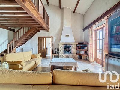 Maison - 270 m² - 7 pièces