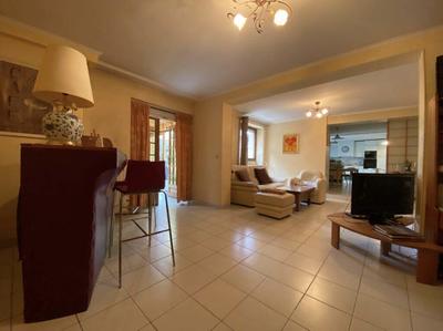 Maison ancienne - 168 m² - 6 pièces