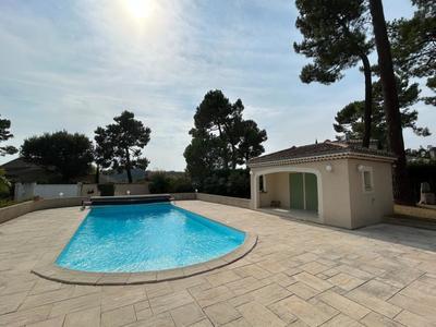 Maison - 190 m² - 7 pièces