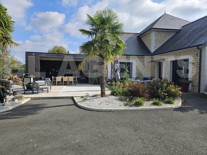 Maison contemporaine - 170 m² - 4 pièces