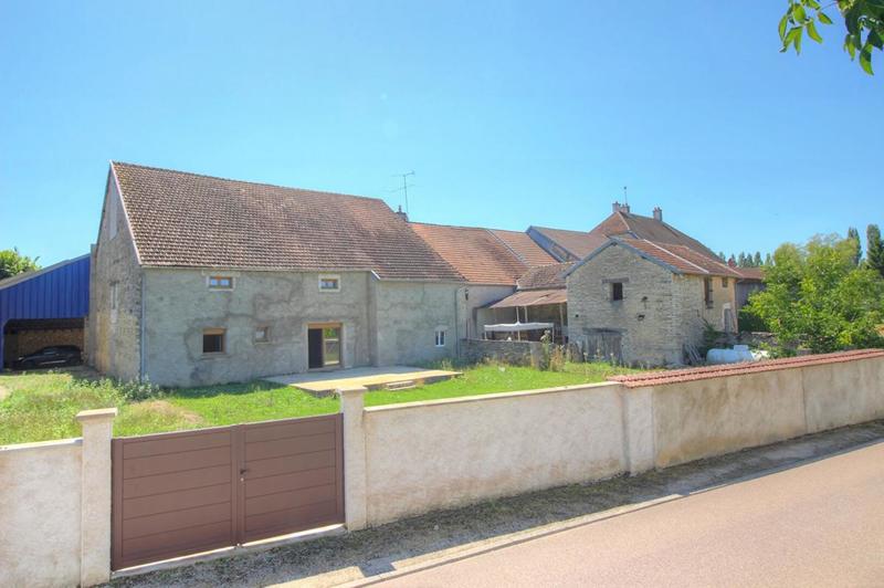 Maison - 232 m² - 7 pièces