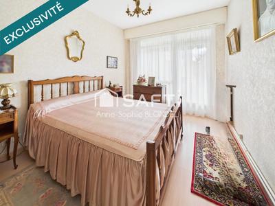 Appartement - 82 m² - 4 pièces