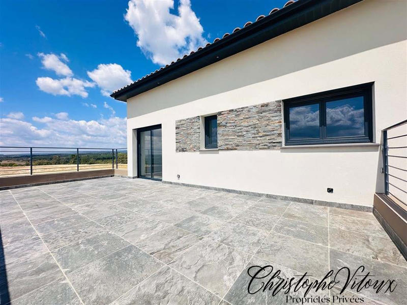 Demeure - 173 m² - 6 pièces