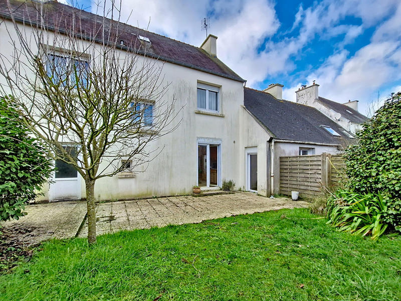 Maison - 127 m² - 9 pièces