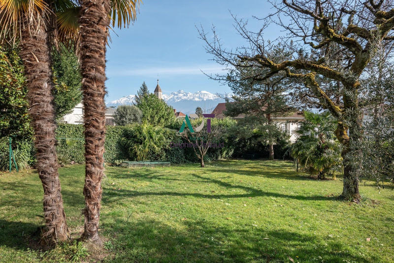 Appartement - 130 m² - 6 pièces