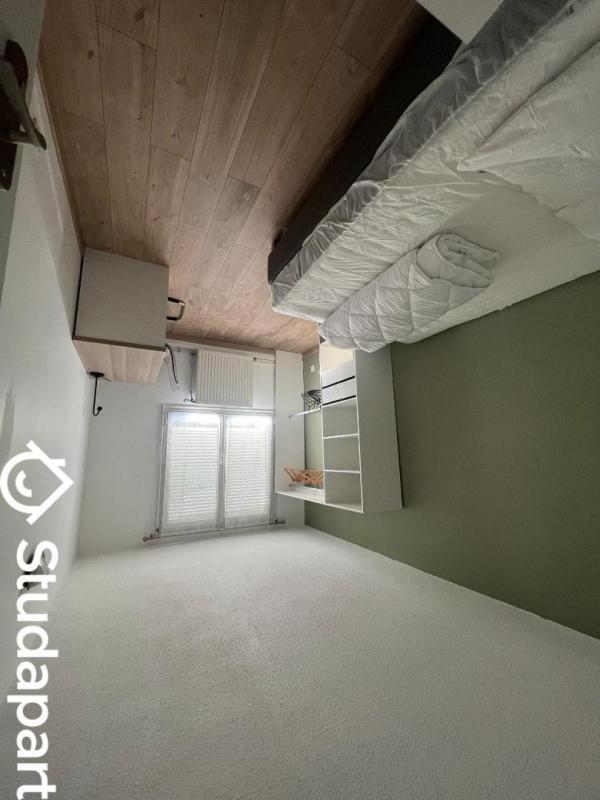 Chambre - 11 m² - 1 pièce