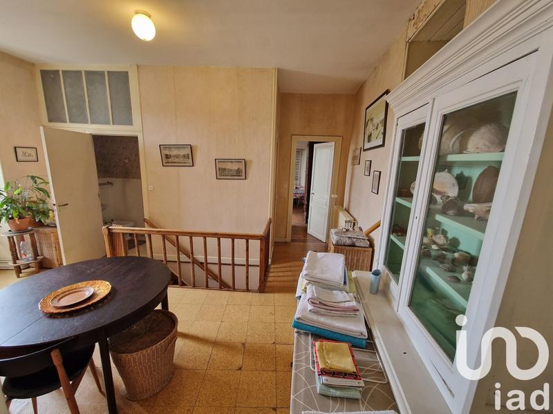 Maison - 567 m² - 12 pièces