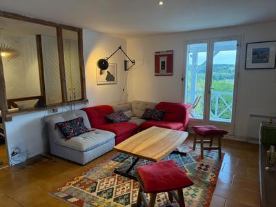 Maison - 137 m² - 4 pièces