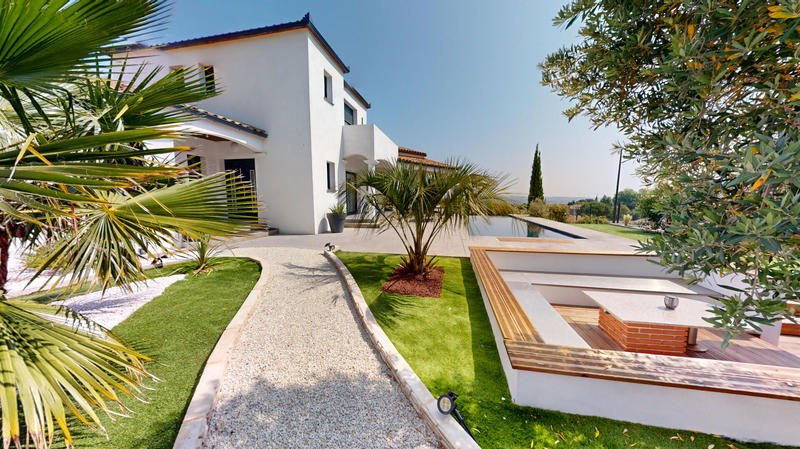 Maison - 154 m² - 6 pièces